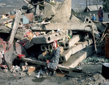 Андреасян снимет фильм о землетрясении в Армении