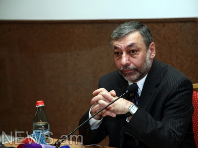 Оппозиционер – депутат считает, что переговоры Армении о вступлении в ЕАЕС ведутся «блатными» методами